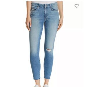 MOTHER Looker Ankle Fray Skinny Jeans in Love Gun